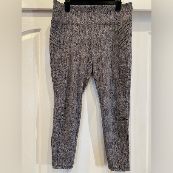 ATHLETA DELANCEY TEXTURED MOTO TIGHT LEGGINGS size XL - Picture 5 of 8